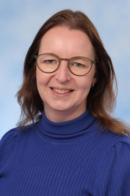 Eva Overkemping teamleider mavo locatie Van der Waalslaan Bonhoeffer College Enschede